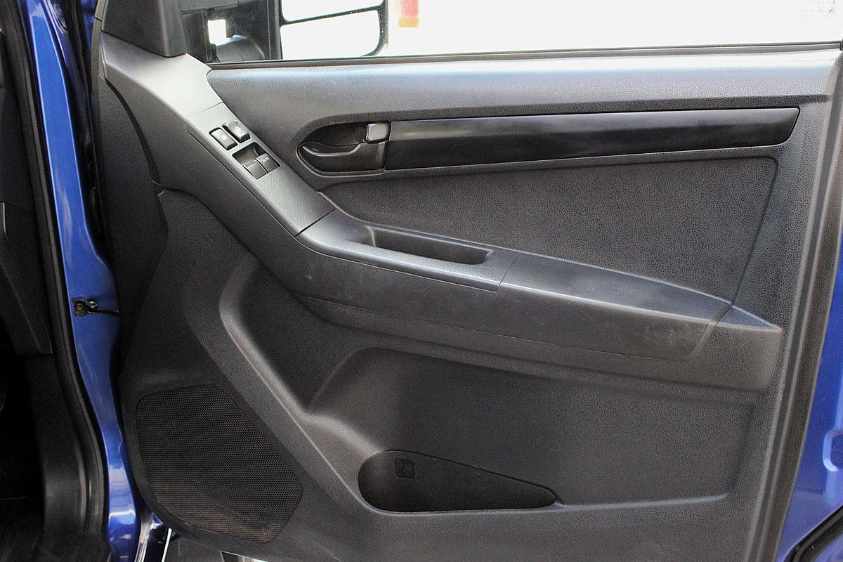 2019 Isuzu D-MAX SX 4X4