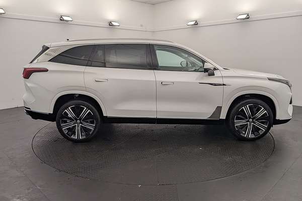 2025 MG QS Essence IS31