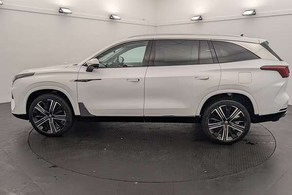 2025 MG QS Essence IS31