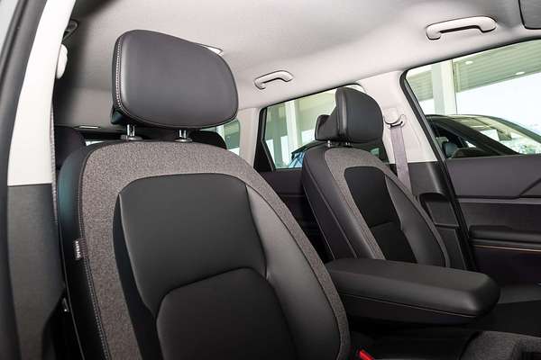 2025 Kia EV5 Air Long Range OVc