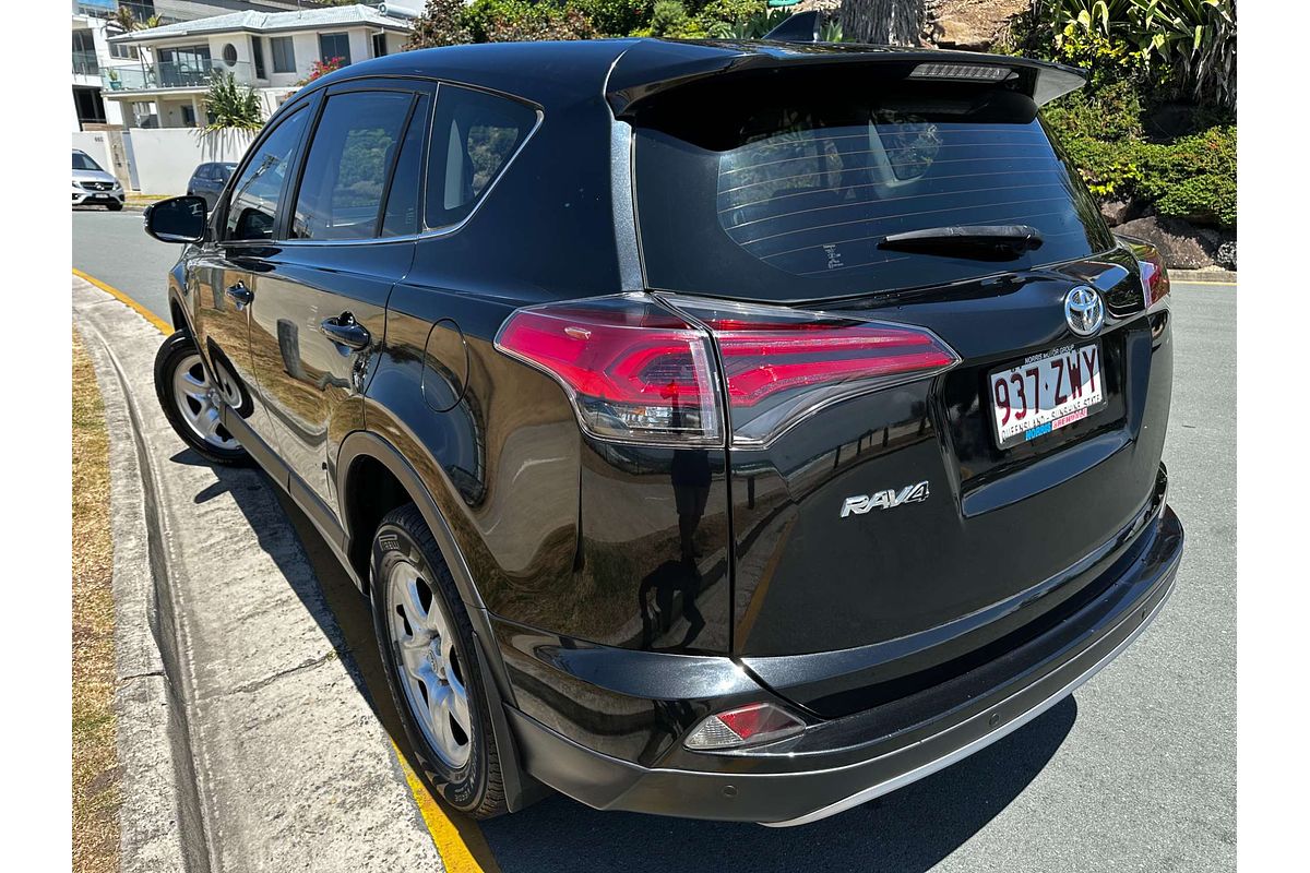 2017 Toyota RAV4 GX ZSA42R