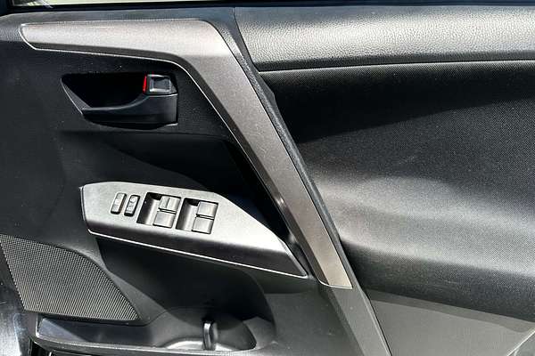 2017 Toyota RAV4 GX ZSA42R