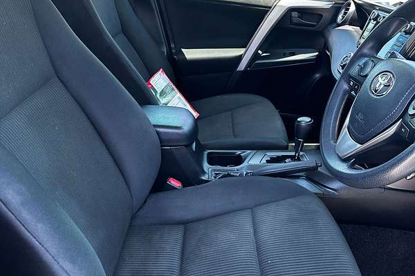 2017 Toyota RAV4 GX ZSA42R