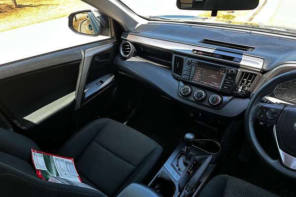 2017 Toyota RAV4 GX ZSA42R