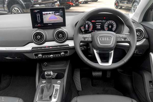 2025 Audi Q2 35 TFSI S line edition GA