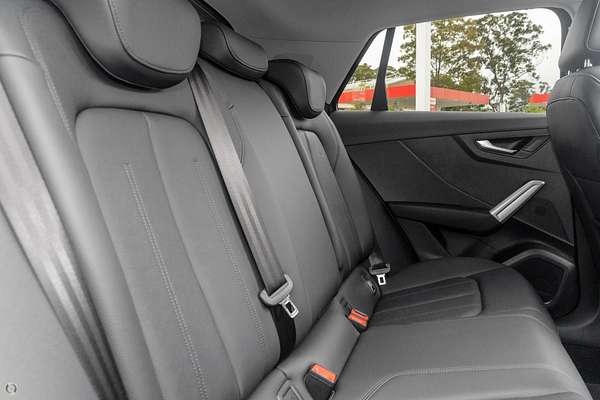 2025 Audi Q2 35 TFSI S line edition GA