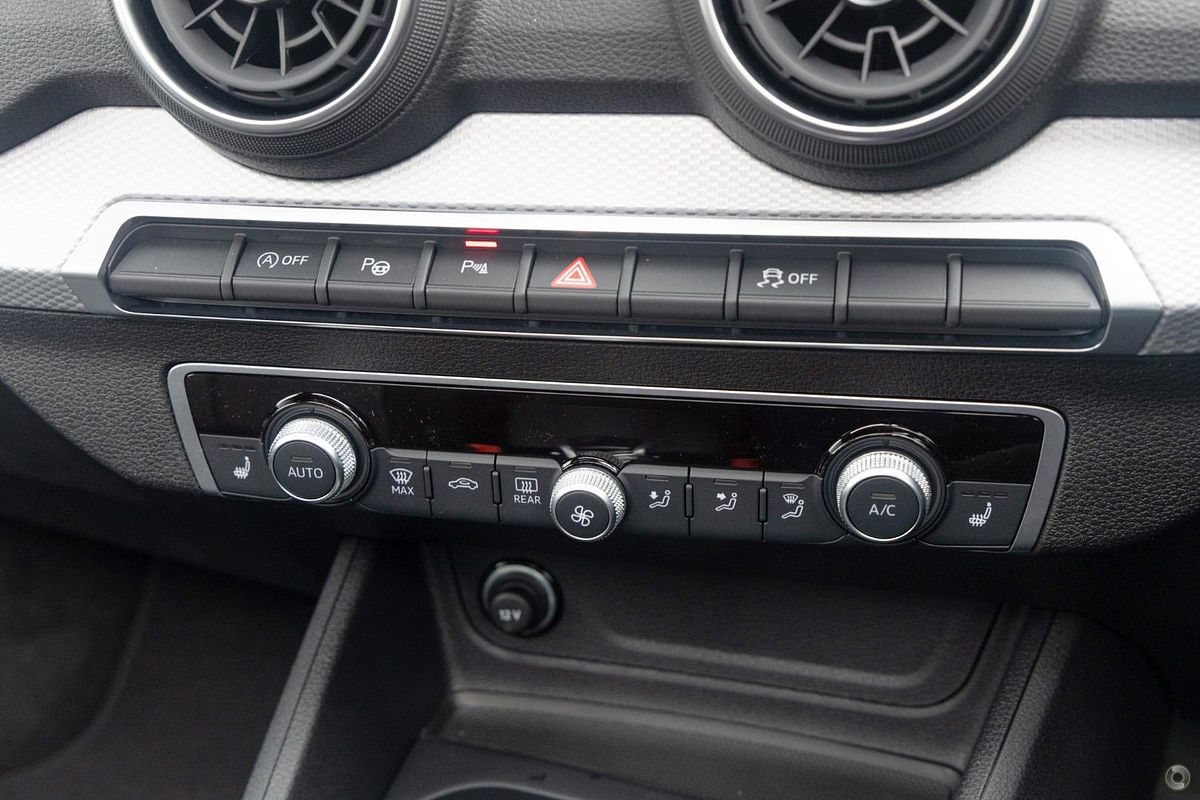 2025 Audi Q2 35 TFSI S line edition GA