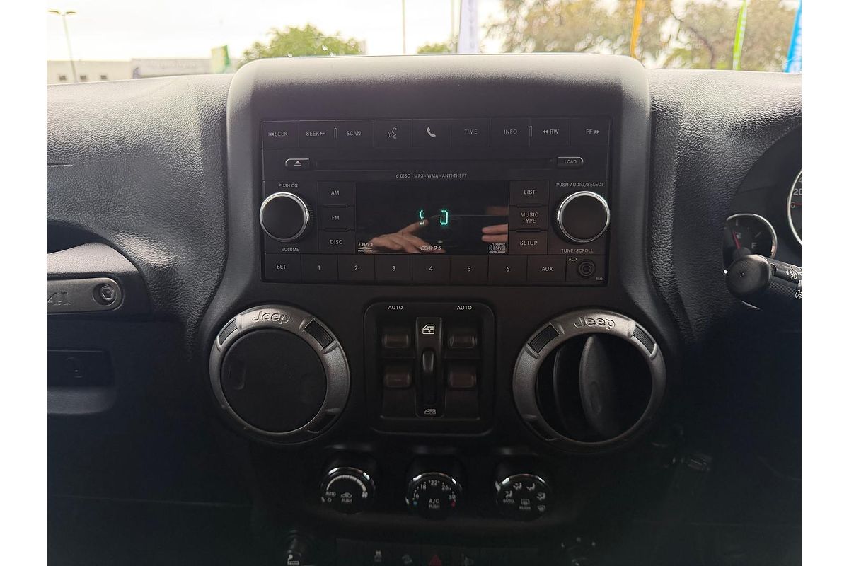 2012 Jeep Wrangler Unlimited Sport JK