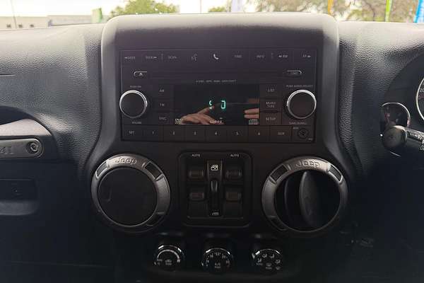2012 Jeep Wrangler Unlimited Sport JK