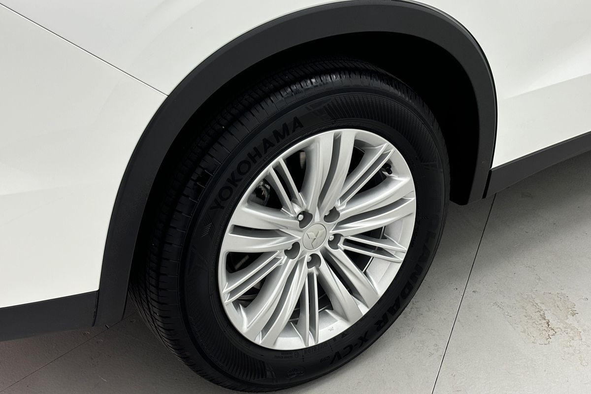 2024 Mitsubishi Outlander LS ZM
