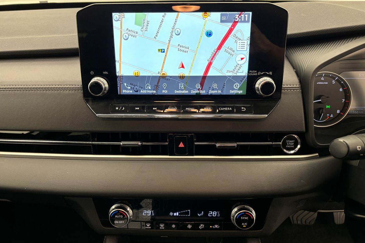 2024 Mitsubishi Outlander LS ZM