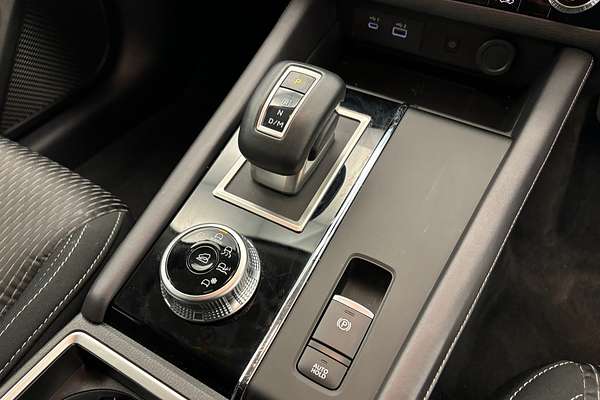2024 Mitsubishi Outlander LS ZM