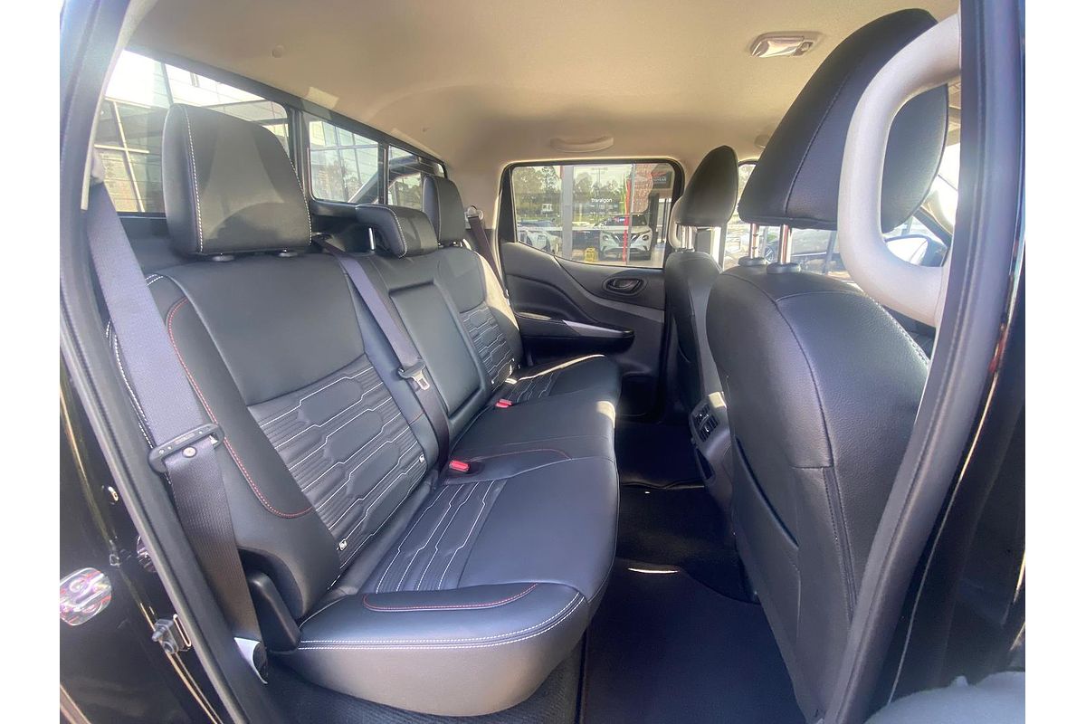 2025 Nissan Navara PRO-4X D23 4X4