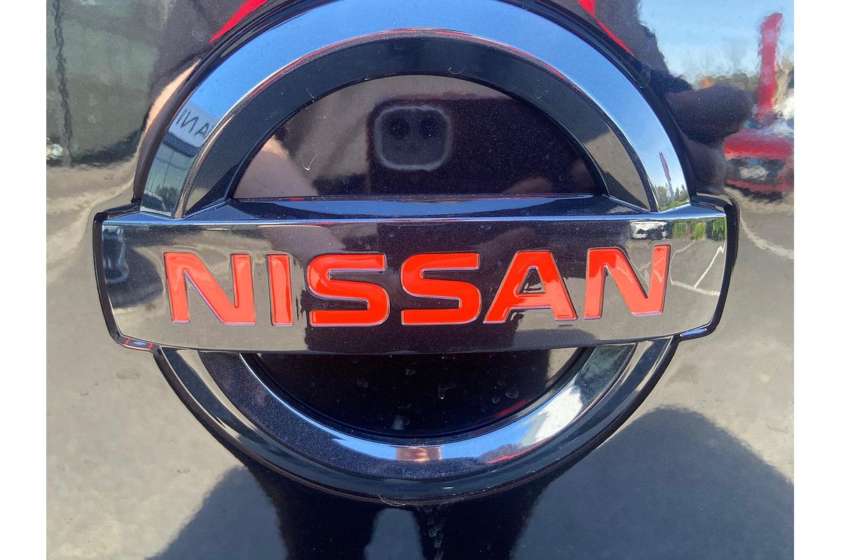 2025 Nissan Navara PRO-4X D23 4X4