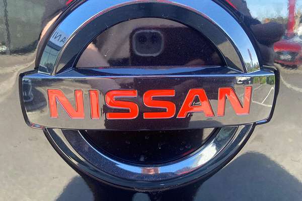2025 Nissan Navara PRO-4X D23 4X4