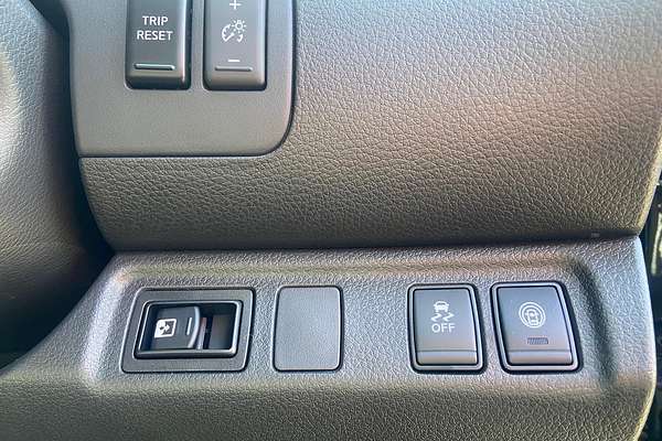 2025 Nissan Navara PRO-4X D23 4X4