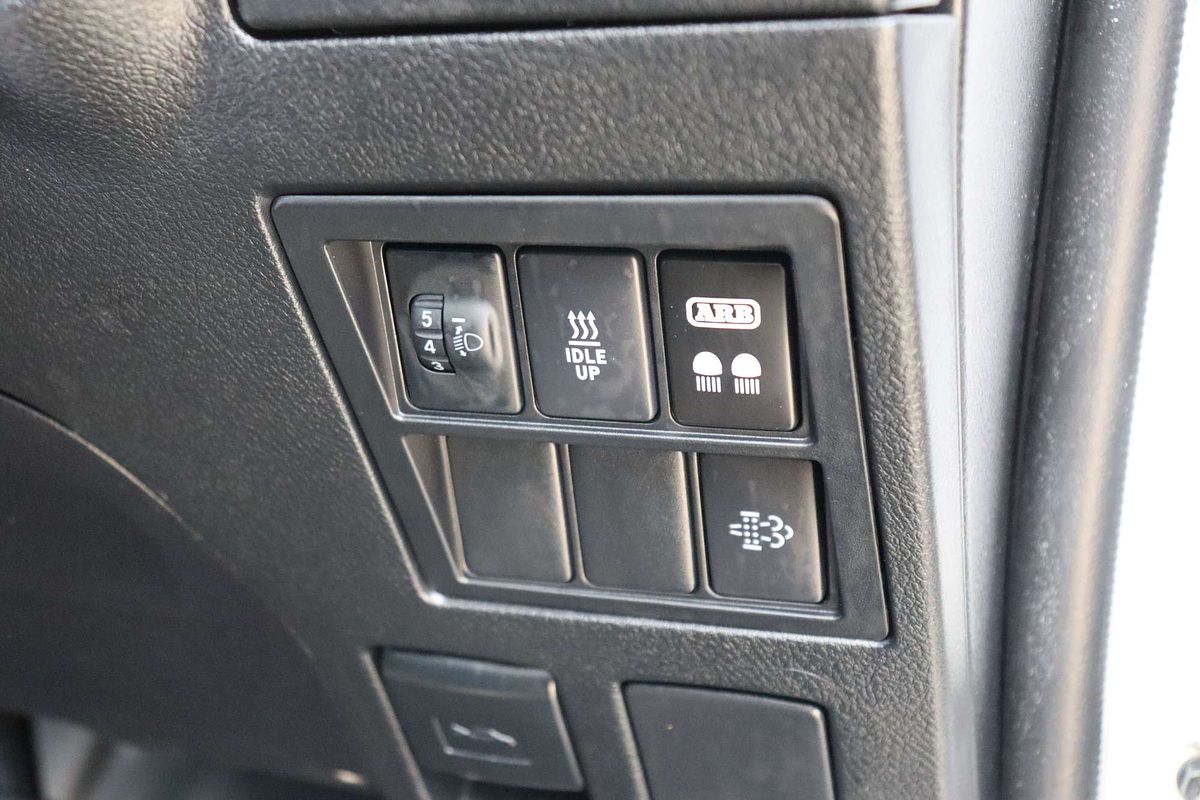 2023 Toyota Hilux SR GUN126R 4X4