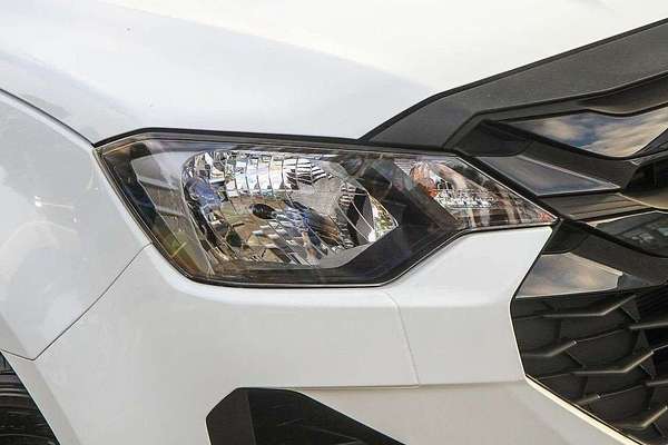 2025 Isuzu D-MAX SX 4X4