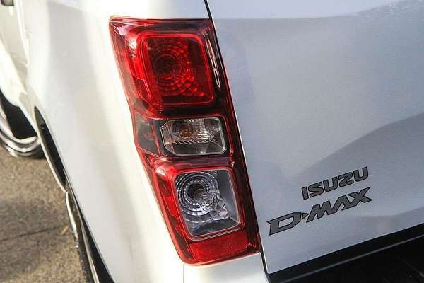2025 Isuzu D-MAX SX 4X4