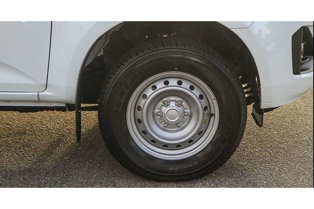 2025 Isuzu D-MAX SX 4X4