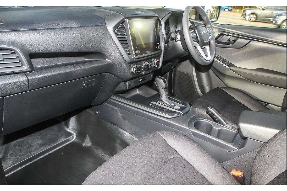 2025 Isuzu D-MAX SX 4X4