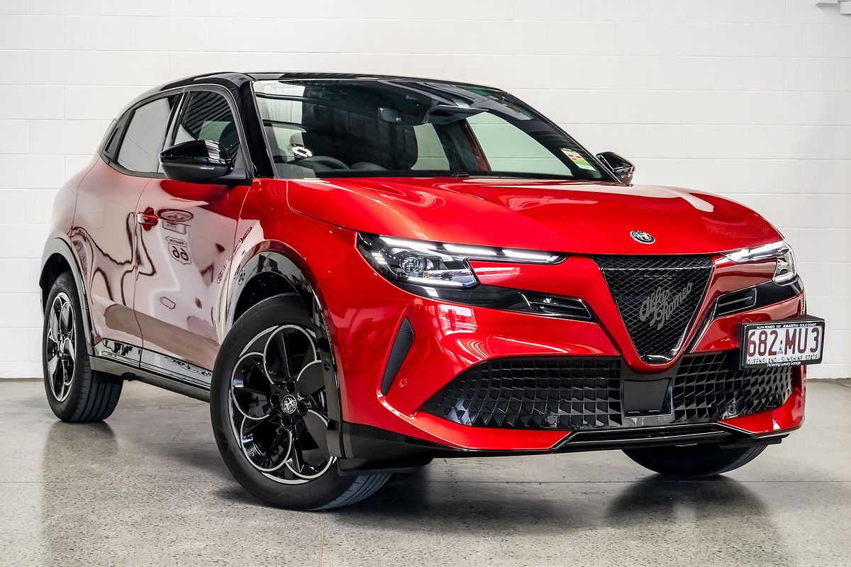 2025 Alfa Romeo Junior Elettrica