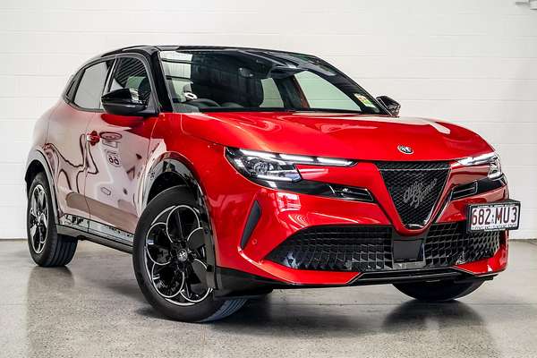2025 Alfa Romeo Junior Elettrica