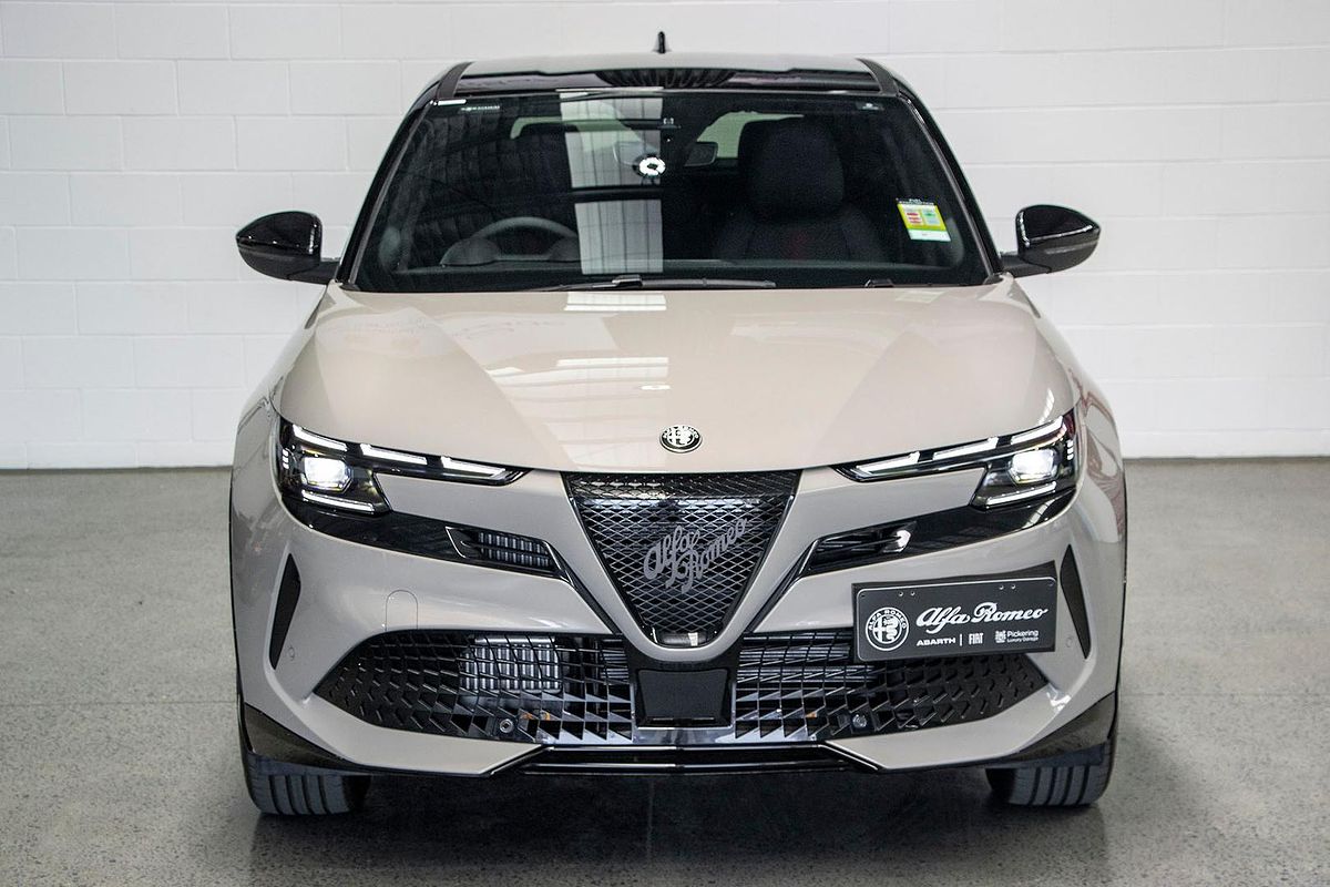 2025 Alfa Romeo JUNIOR 83-626-E23-0