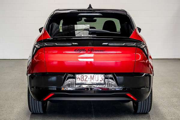2025 Alfa Romeo Junior Elettrica