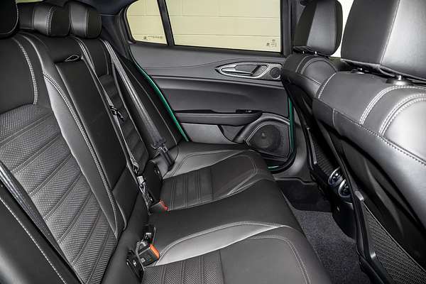 2025 Alfa Romeo Giulia Quadrifoglio Series 5