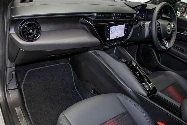 2025 Alfa Romeo JUNIOR 83-626-E23-0