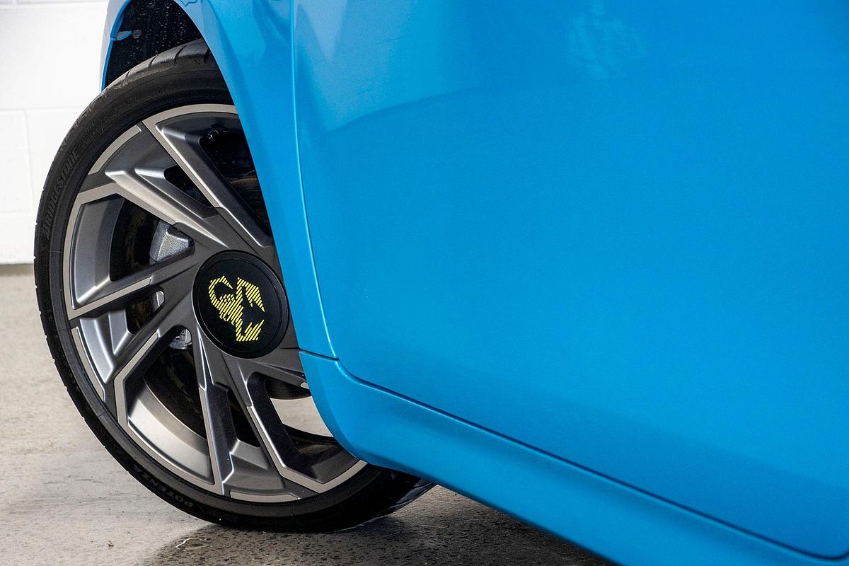 2023 Abarth 500e Scorpionissima