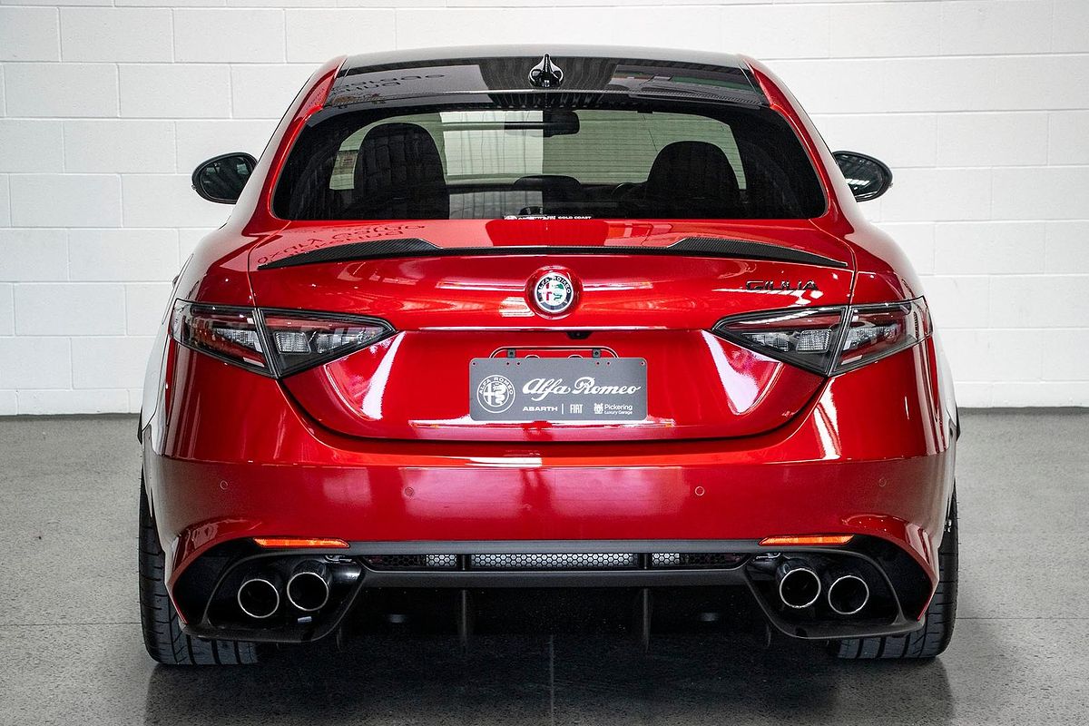 2025 Alfa Romeo Giulia Quadrifoglio Super Sport Series 5