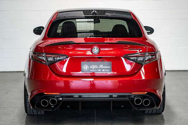 2025 Alfa Romeo Giulia Quadrifoglio Super Sport Series 5