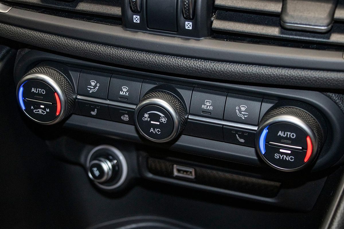 2025 Alfa Romeo Giulia Quadrifoglio Super Sport Series 5