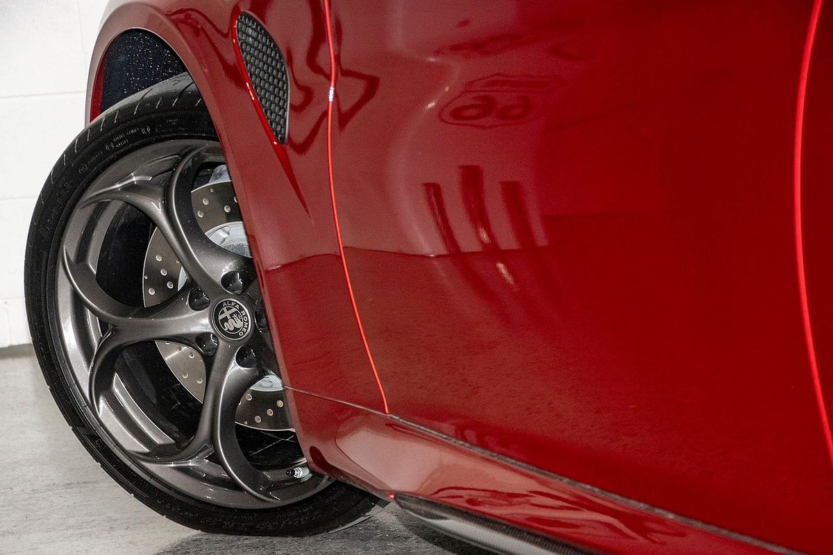 2025 Alfa Romeo Giulia Quadrifoglio Super Sport Series 5