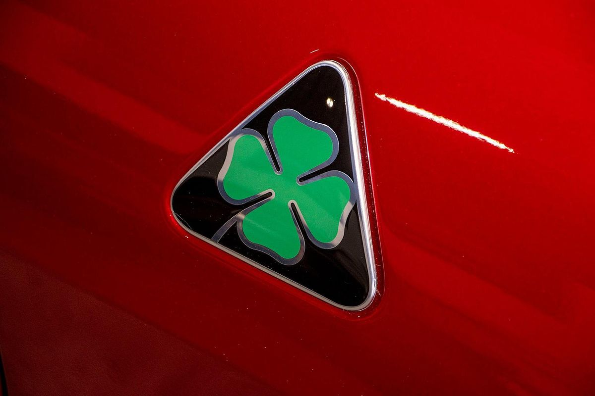 2025 Alfa Romeo Giulia Quadrifoglio Super Sport Series 5