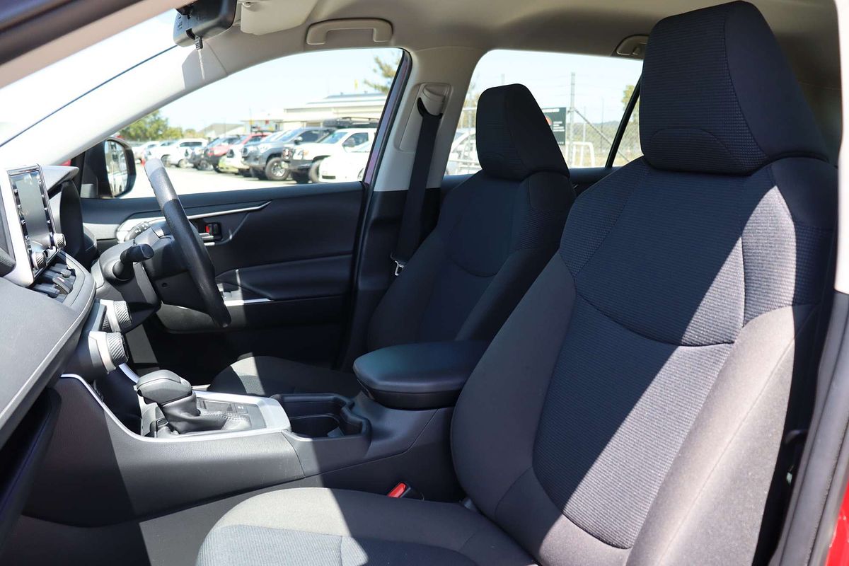 2020 Toyota RAV4 GX AXAH52R