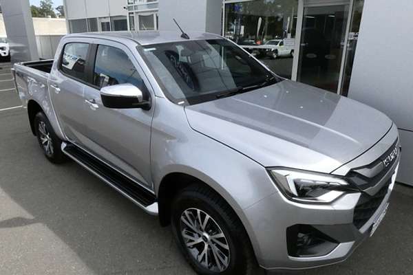 2024 Isuzu D-MAX LS-U