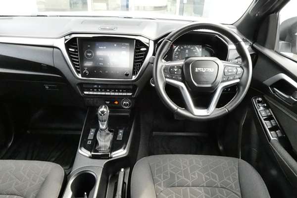 2024 Isuzu D-MAX LS-U