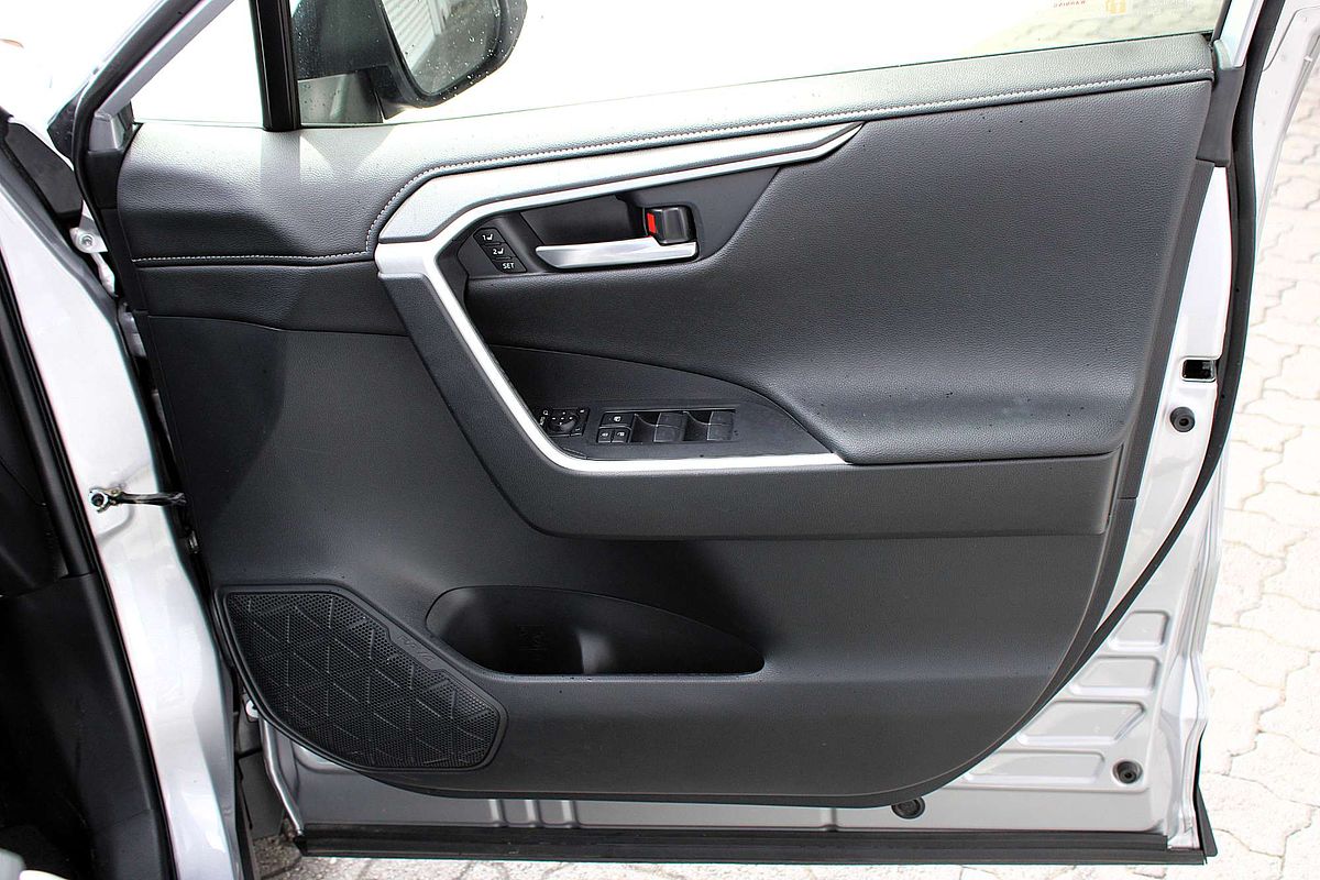 2023 Toyota RAV4 Cruiser AXAH52R