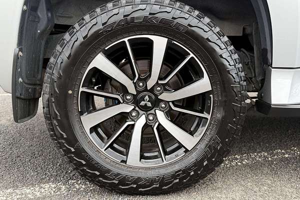 2019 Mitsubishi Pajero Sport GLS QE