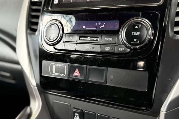 2019 Mitsubishi Pajero Sport GLS QE