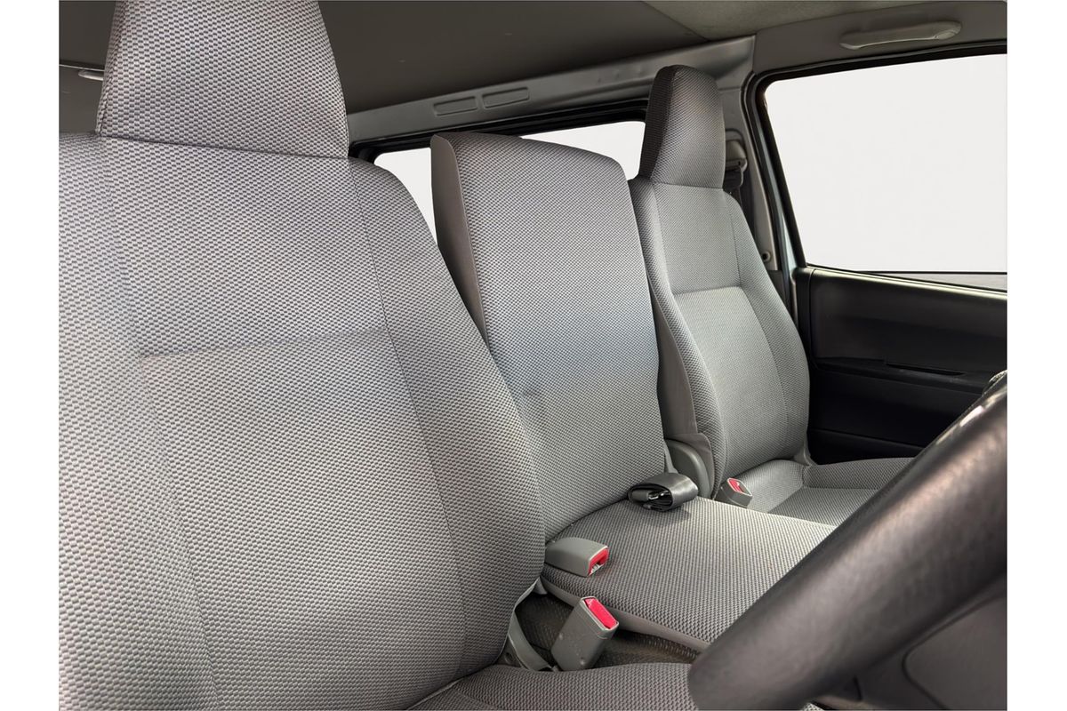 2009 Toyota Hiace