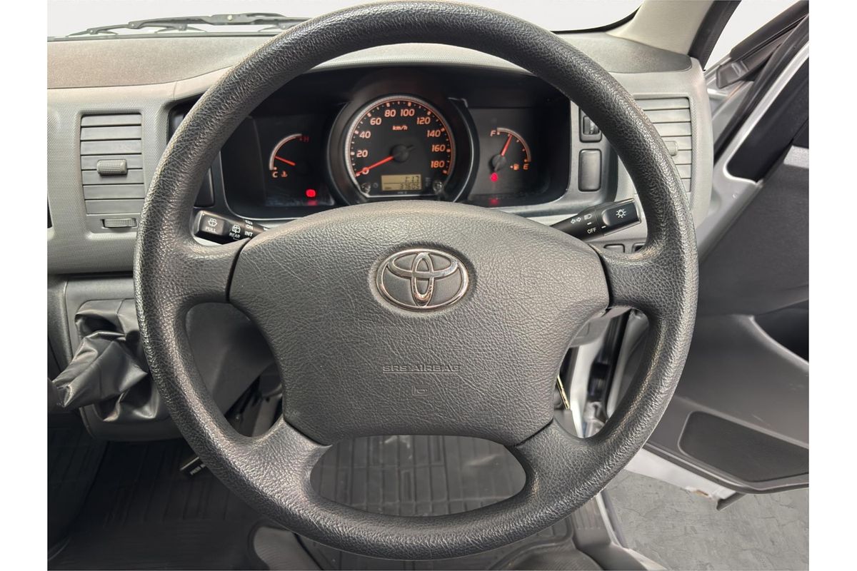 2009 Toyota Hiace