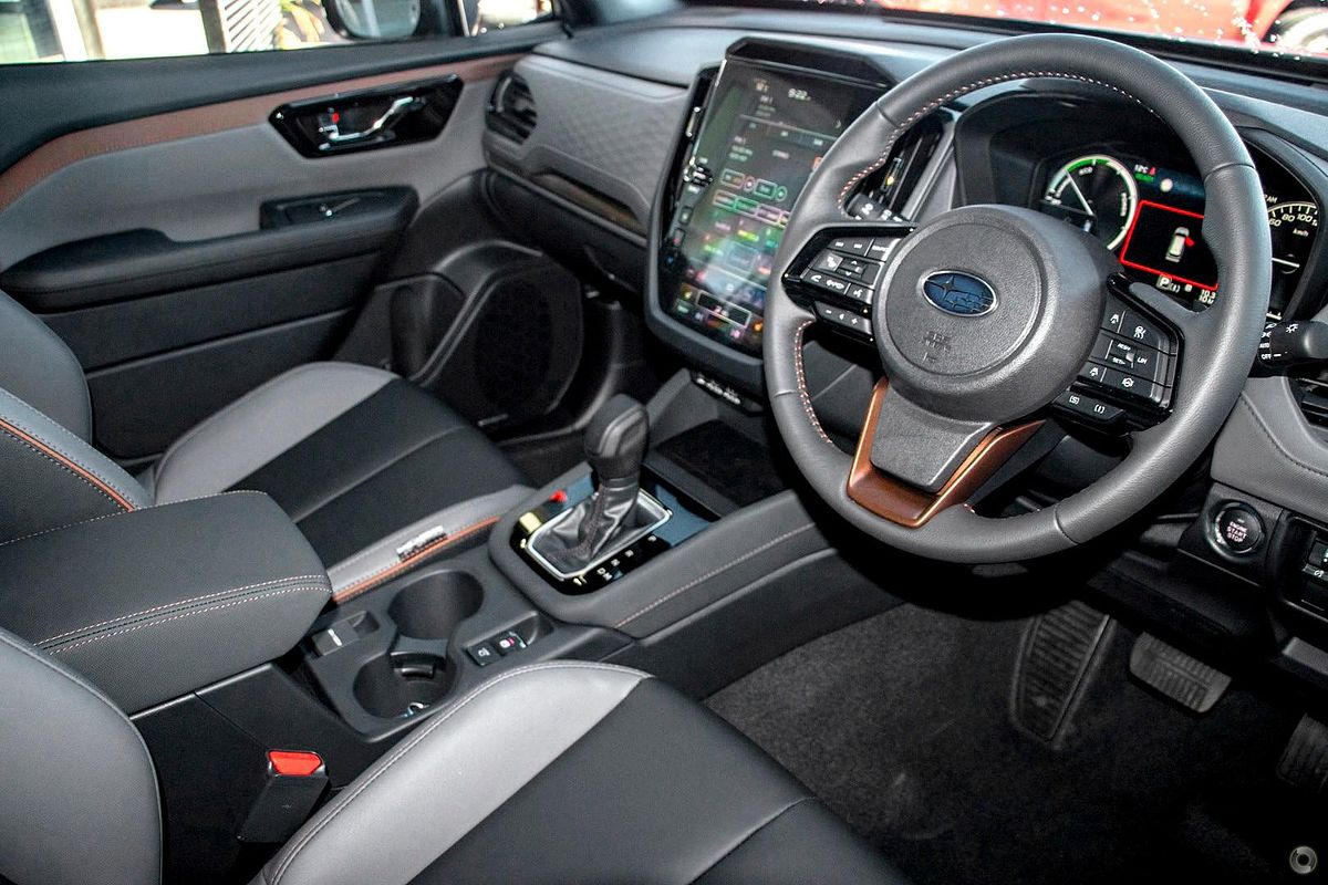 2025 Subaru Forester Hybrid Sport S6