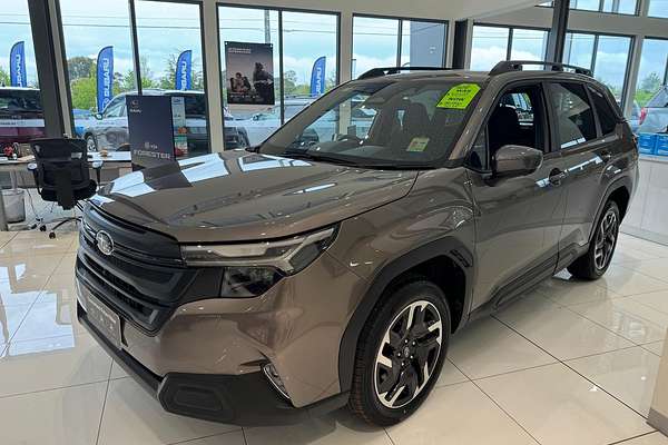 2025 Subaru Forester Premium S6