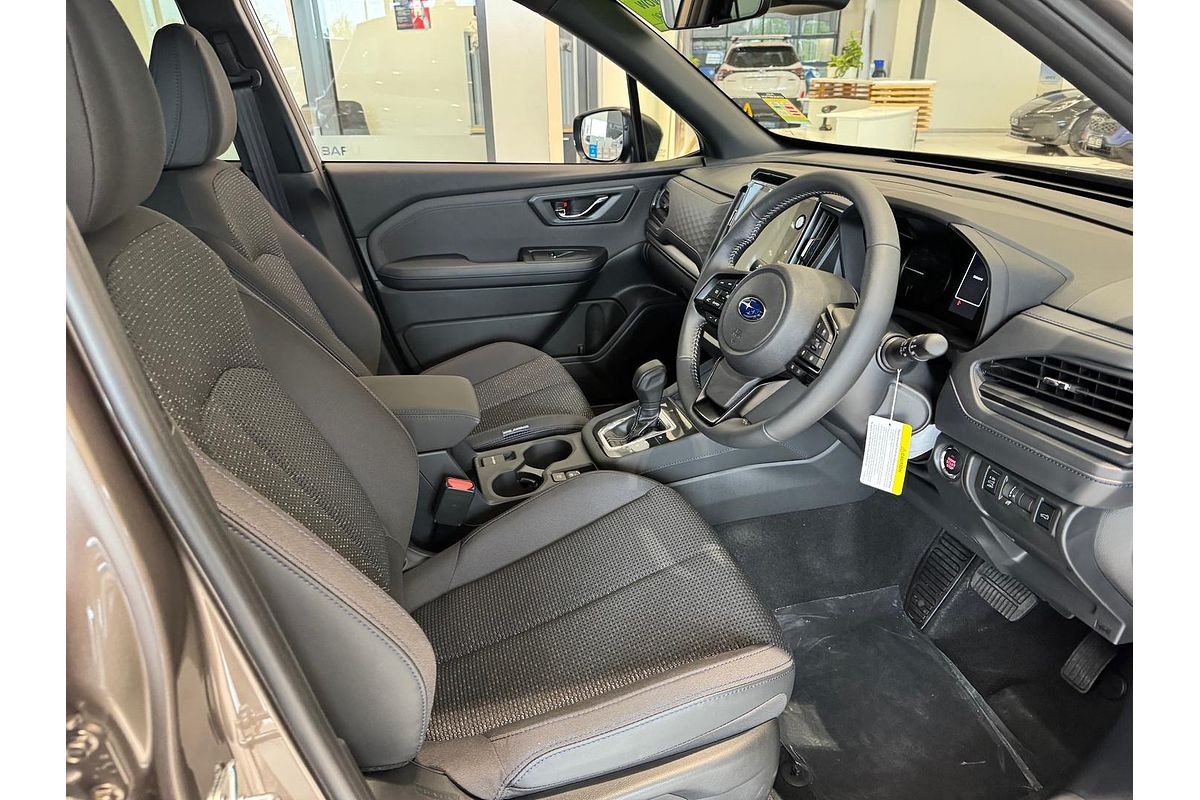 2025 Subaru Forester Premium S6