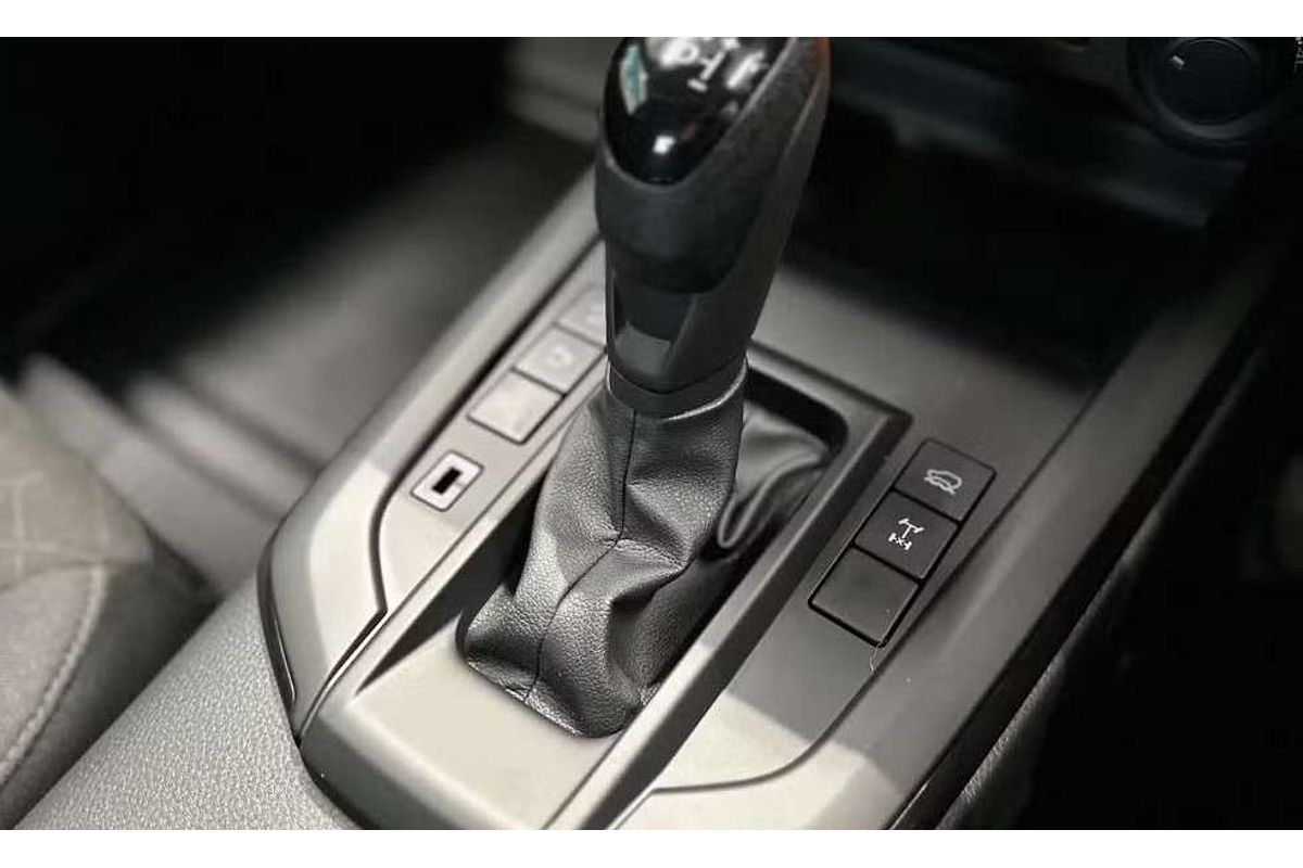 2025 Isuzu D-MAX X-RIDER 4X4