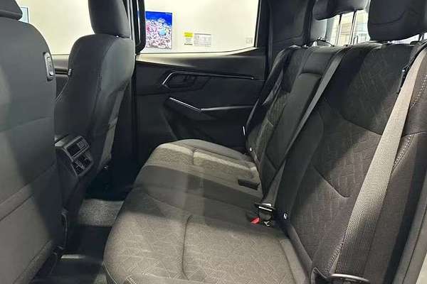 2025 Isuzu D-MAX X-RIDER 4X4